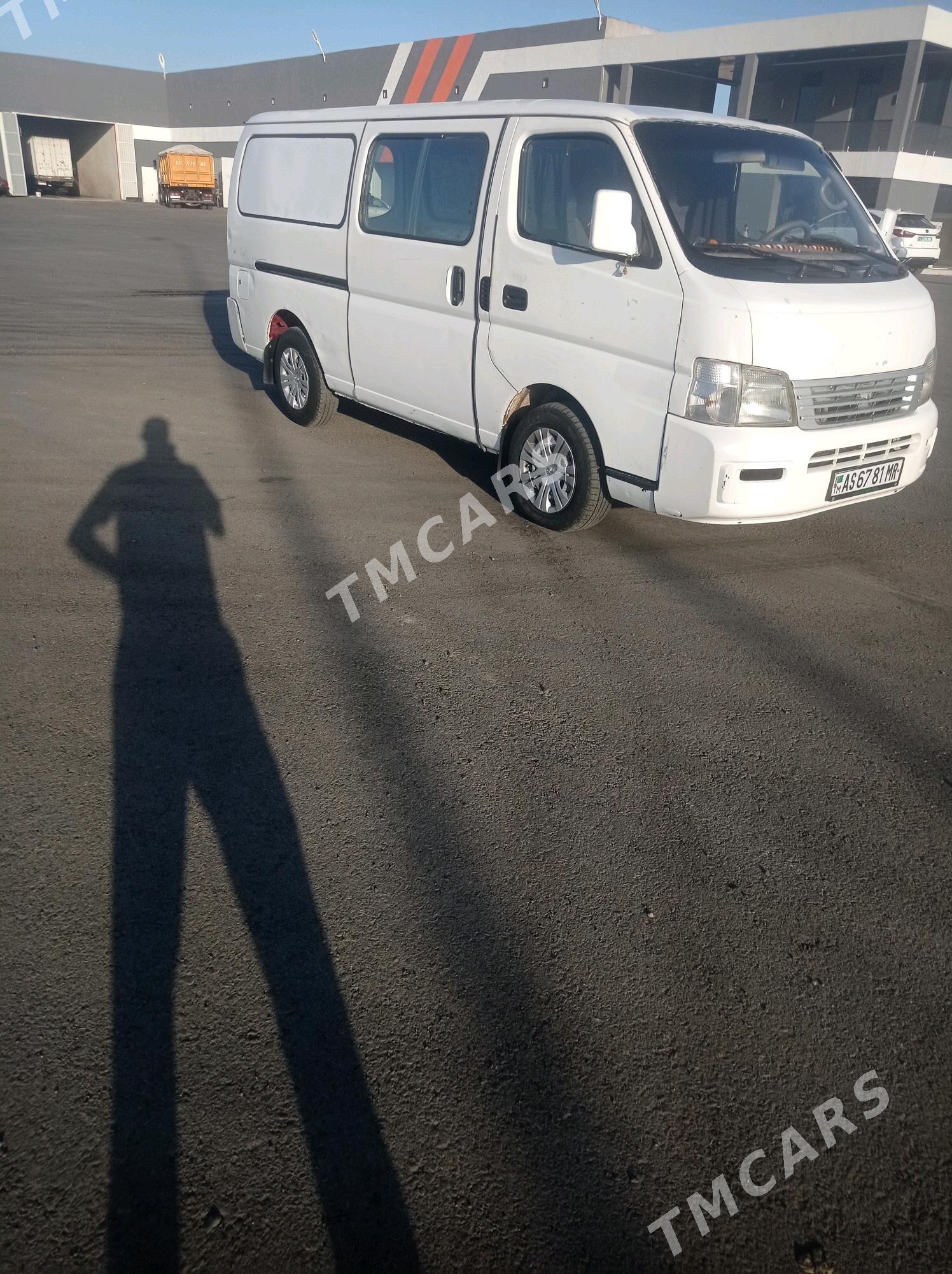 Nissan Urvan 2001 - 75 000 TMT - Baýramaly - img 4
