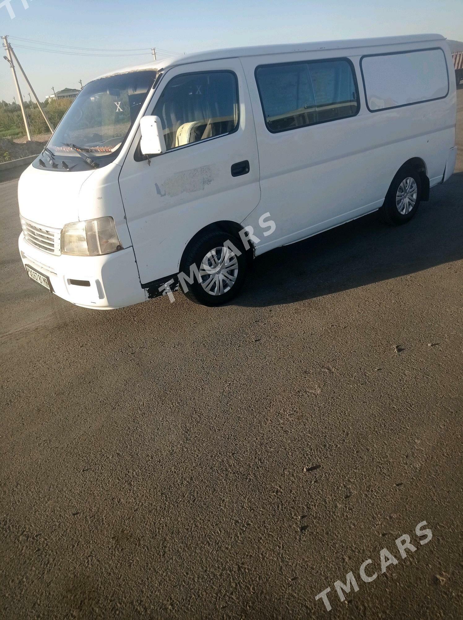 Nissan Urvan 2001 - 75 000 TMT - Baýramaly - img 2