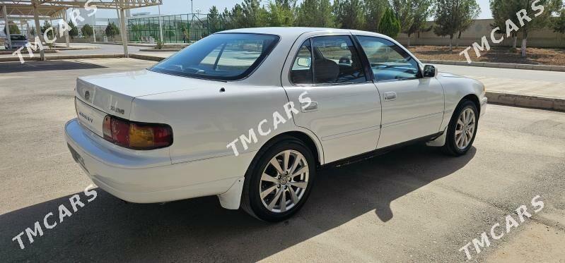 Toyota Camry 1993 - 75 000 TMT - Ак-Бугдайский этрап - img 4