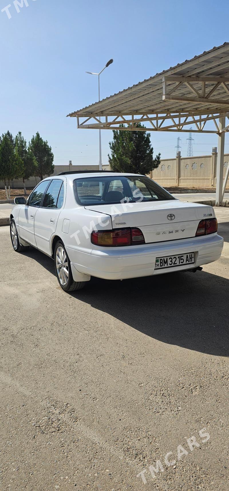 Toyota Camry 1993 - 75 000 TMT - Ак-Бугдайский этрап - img 9