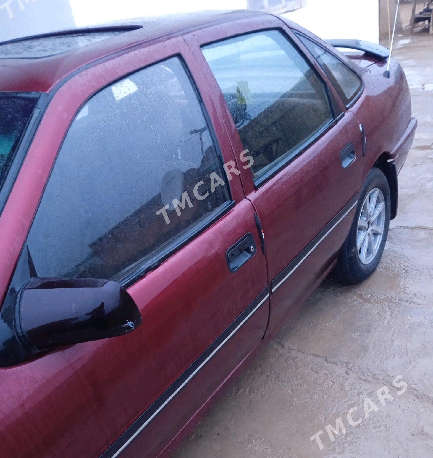 Opel Vectra 1992 - 30 000 TMT - Ýolöten - img 2