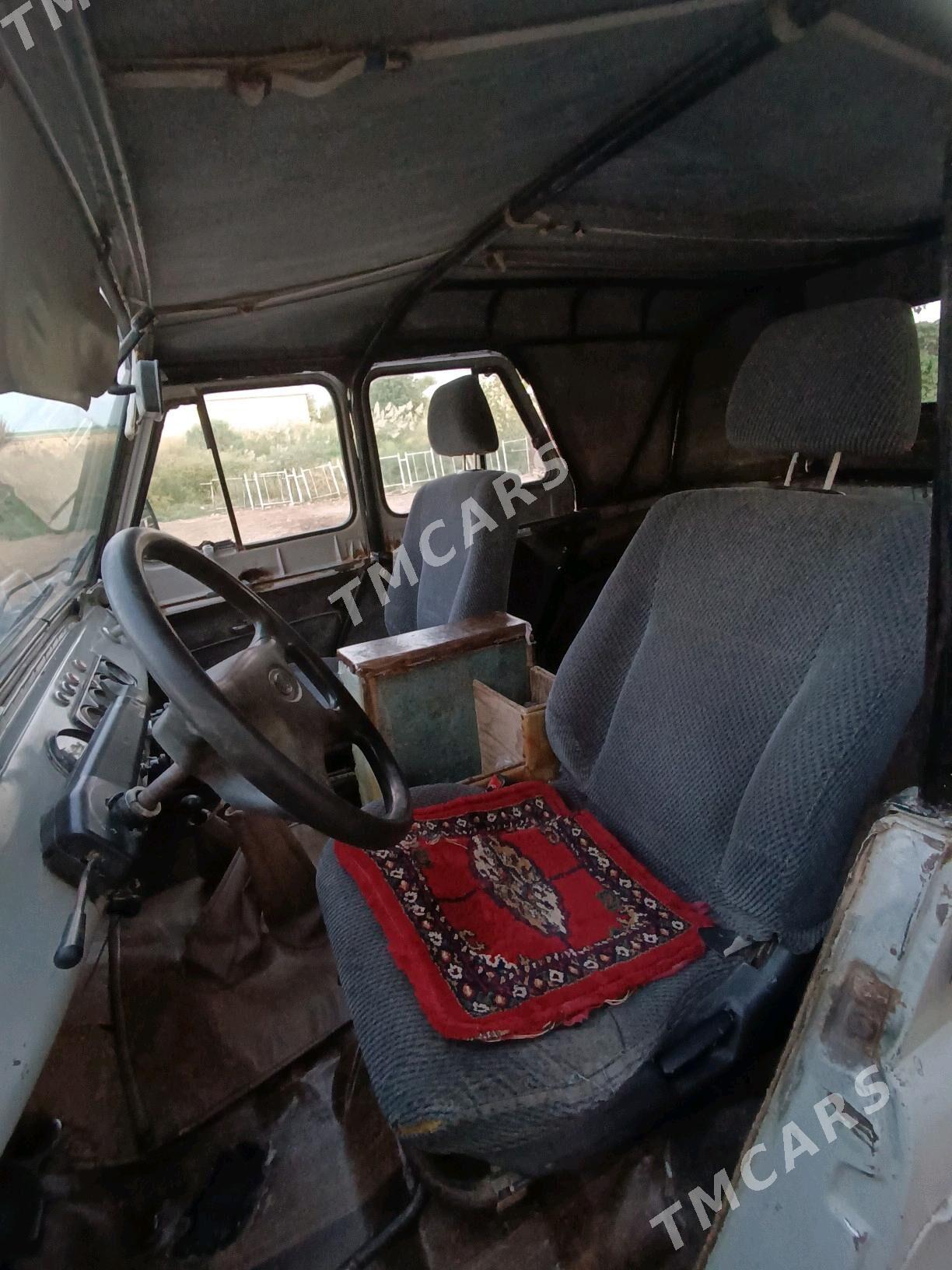 UAZ 469 2000 - 26 000 TMT - Теджен - img 2