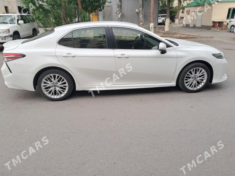 Toyota Camry 2018 - 269 000 TMT - Ашхабад - img 2