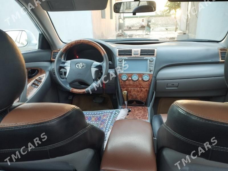Toyota Camry 2010 - 123 000 TMT - Kerki - img 8