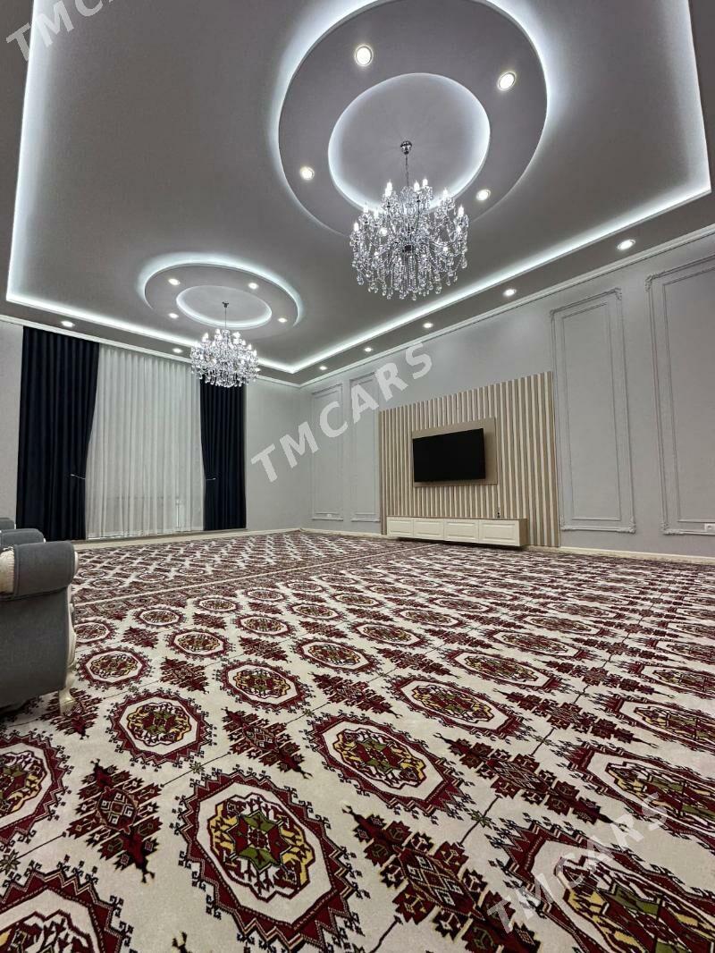 EÝESINDEN AŞGABAT MOLL - Aşgabat - img 2