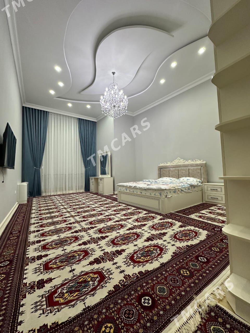 EÝESINDEN AŞGABAT MOLL - Aşgabat - img 3