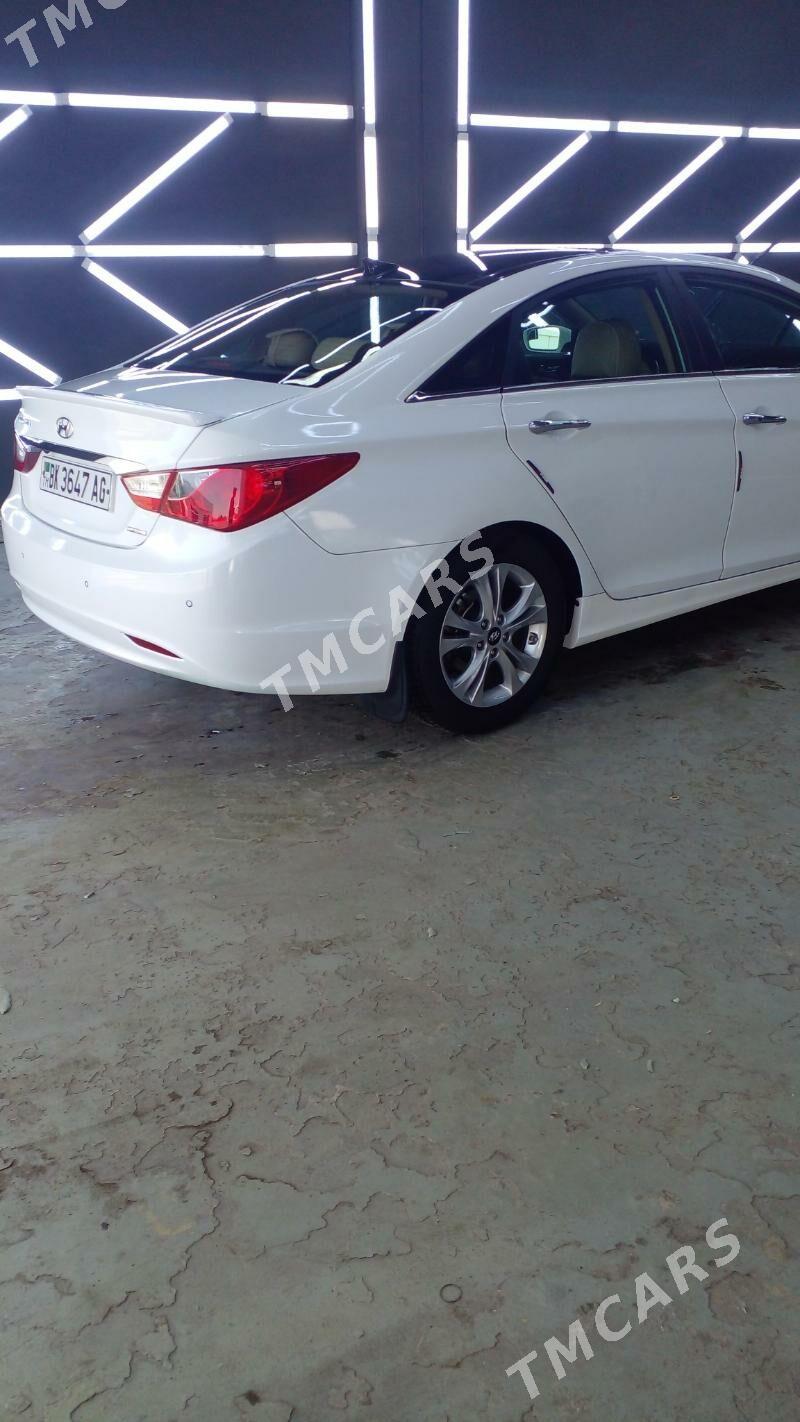 Hyundai Sonata 2012 - 169 000 TMT - Podwoýski köç. (Bitarap Türkmenistan şaýoly) - img 9