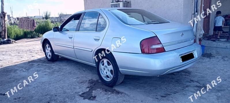 Nissan Altima 2000 - 40 000 TMT - Кёнеургенч - img 2