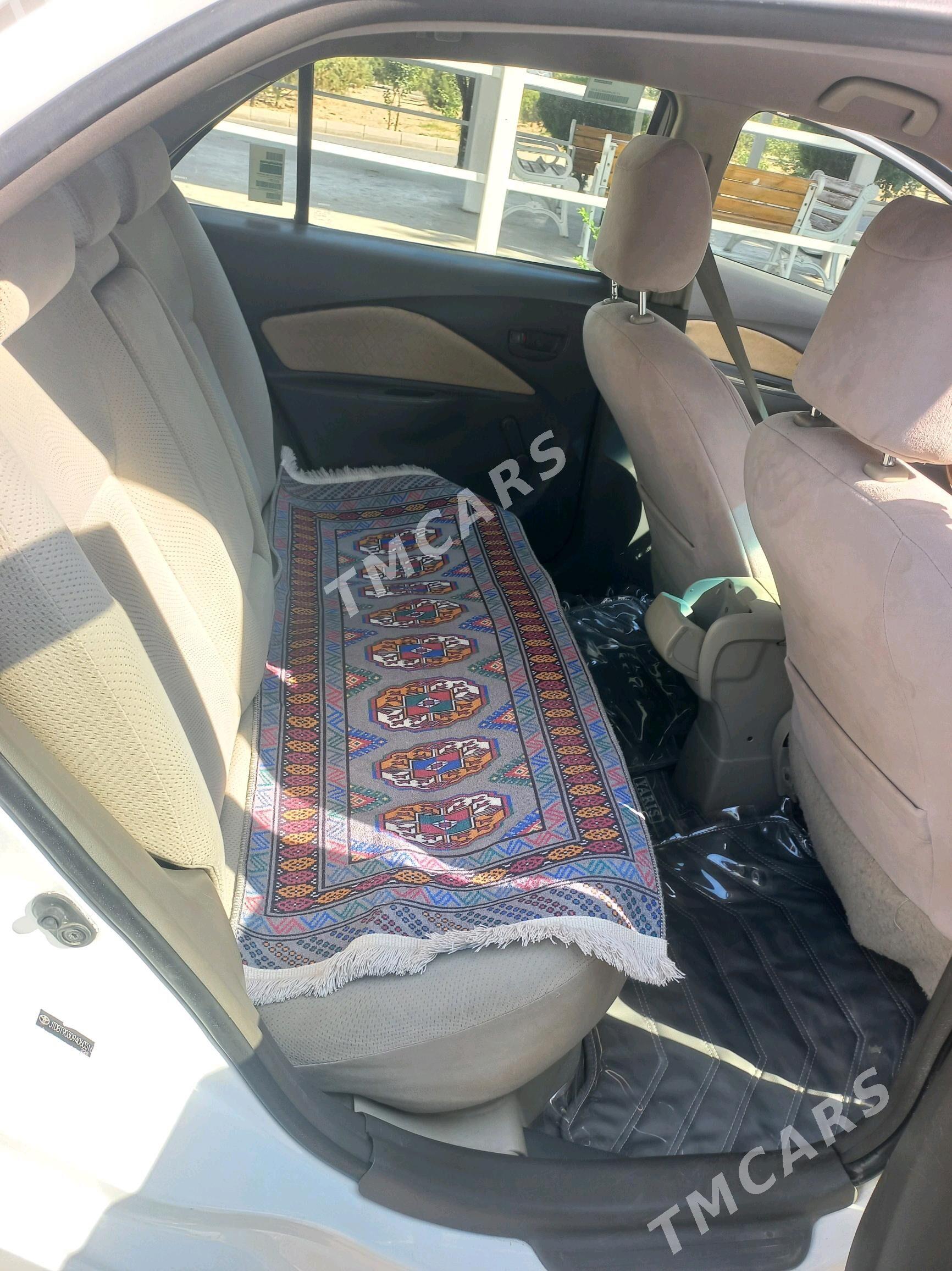 Toyota Yaris 2009 - 120 000 TMT - ул. Подвойского (Битарап Туркменистан шаёлы) - img 6