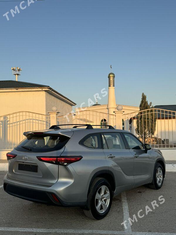 Toyota Highlander 2022 - 460 000 TMT - Балканабат - img 3