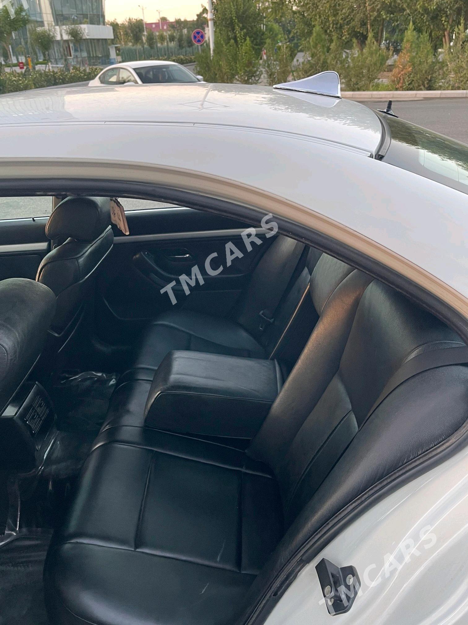 BMW E39 1996 - 88 000 TMT - 1 mkr - img 2