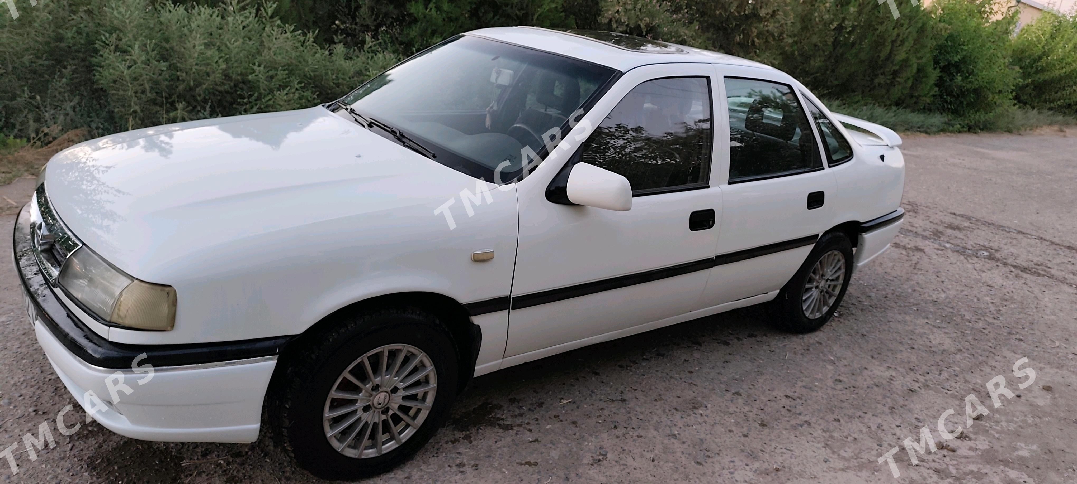 Opel Vectra 1993 - 35 000 TMT - Фарап - img 8