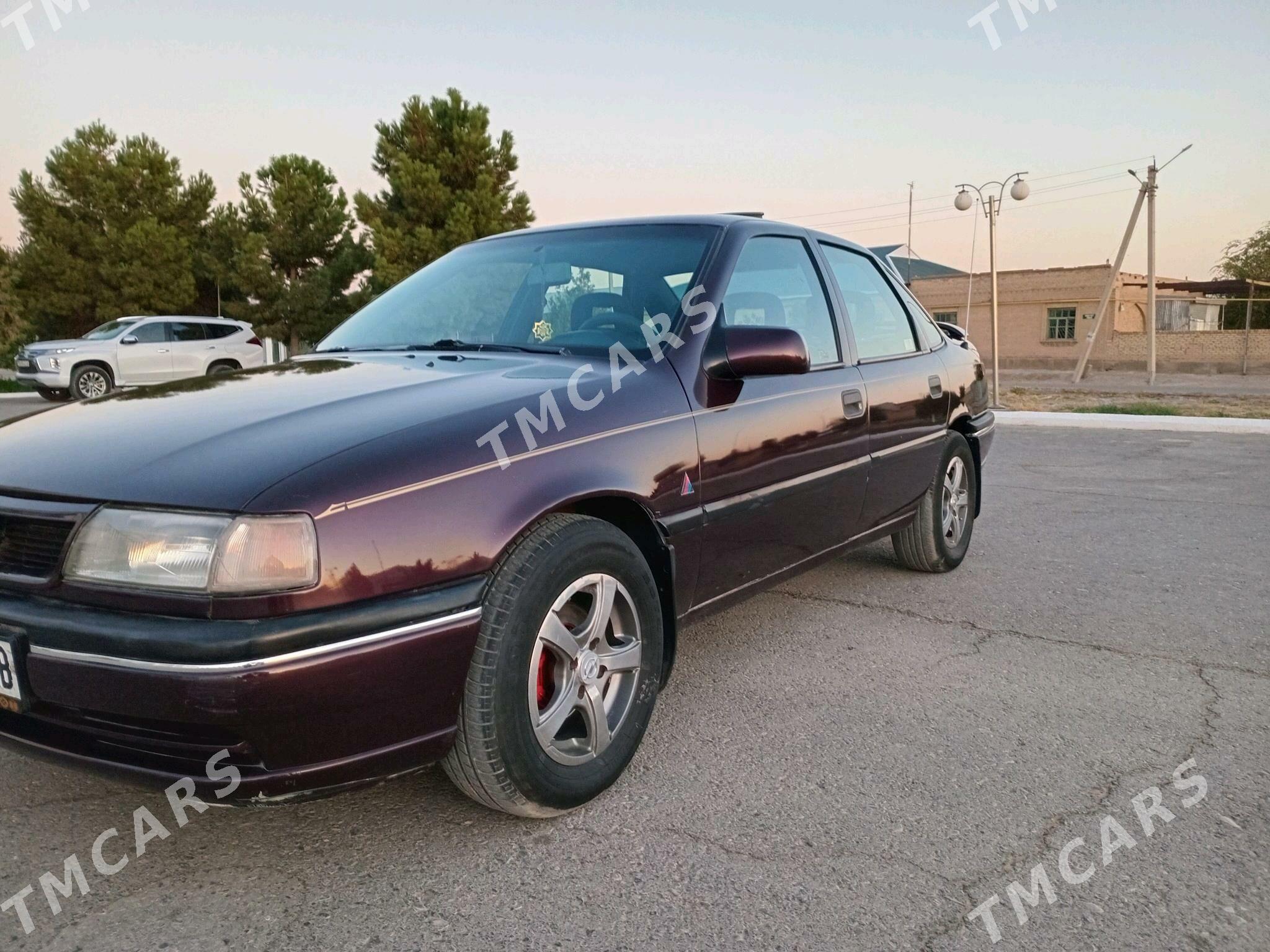 Opel Vectra 1994 - 50 000 TMT - Фарап - img 4