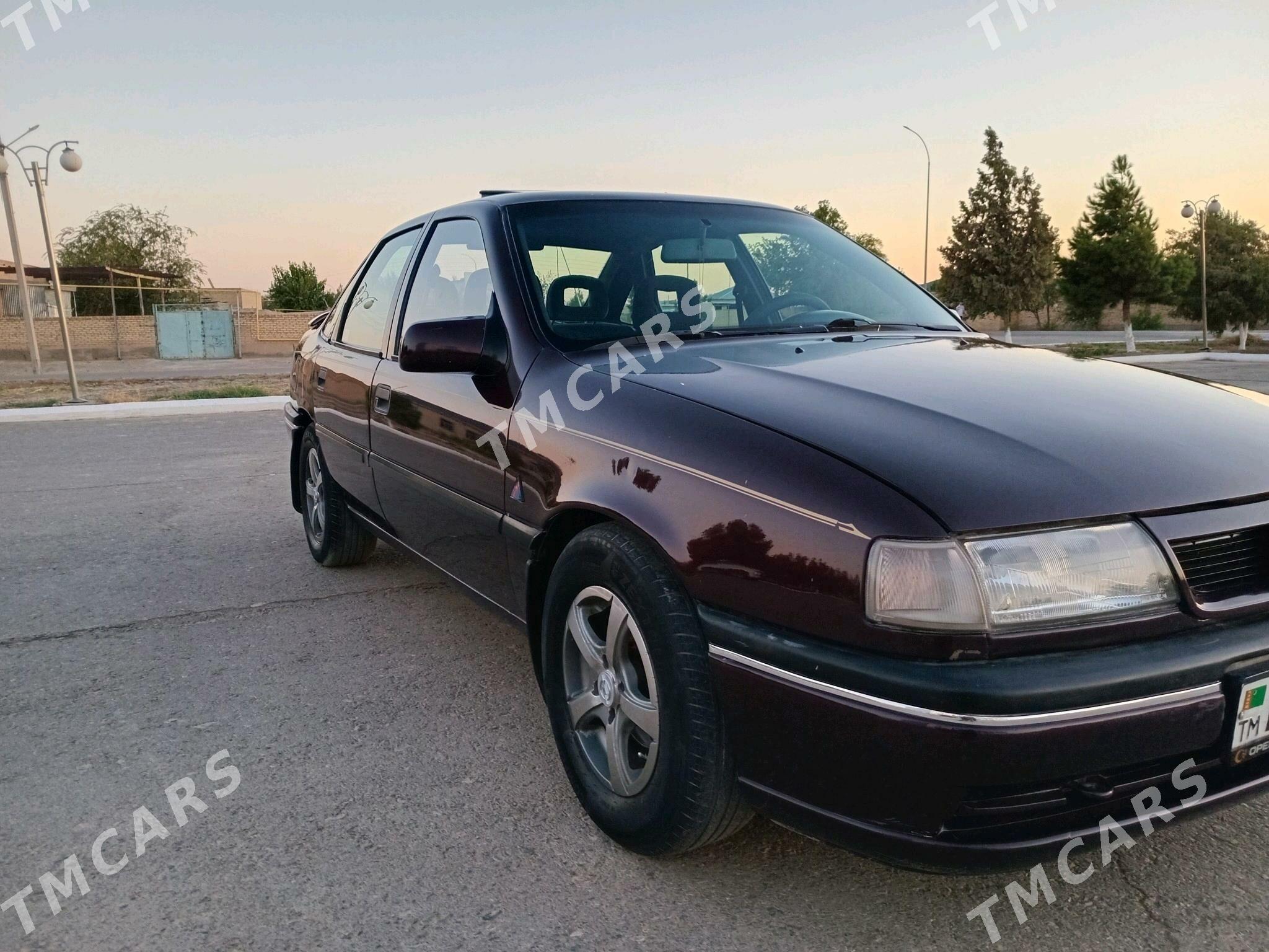 Opel Vectra 1994 - 50 000 TMT - Фарап - img 3