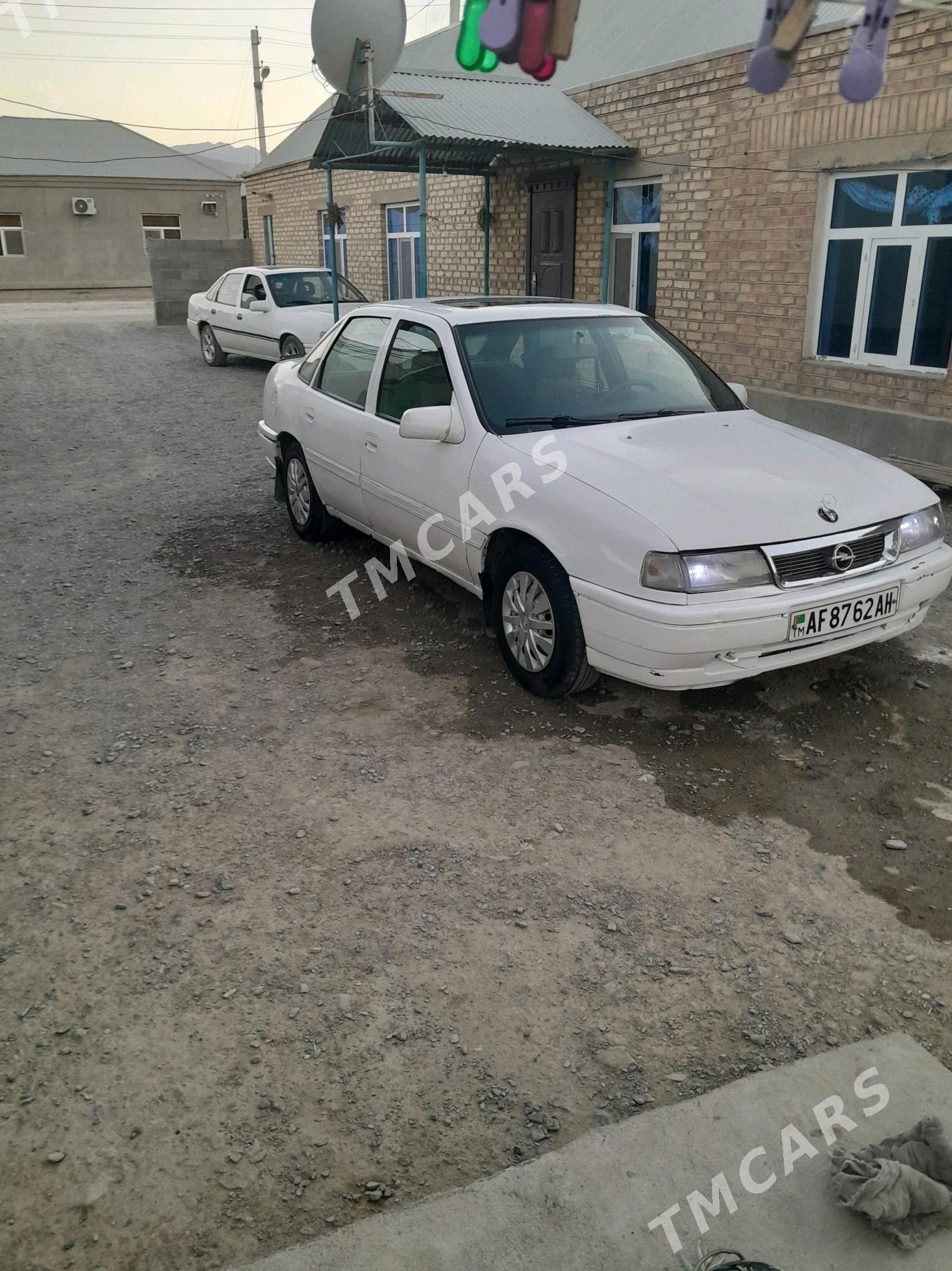 Opel Vectra 1992 - 25 000 TMT - Bäherden - img 4
