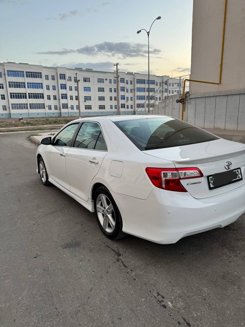 Toyota Camry 2014 - 245 000 TMT - Дашогуз - img 4
