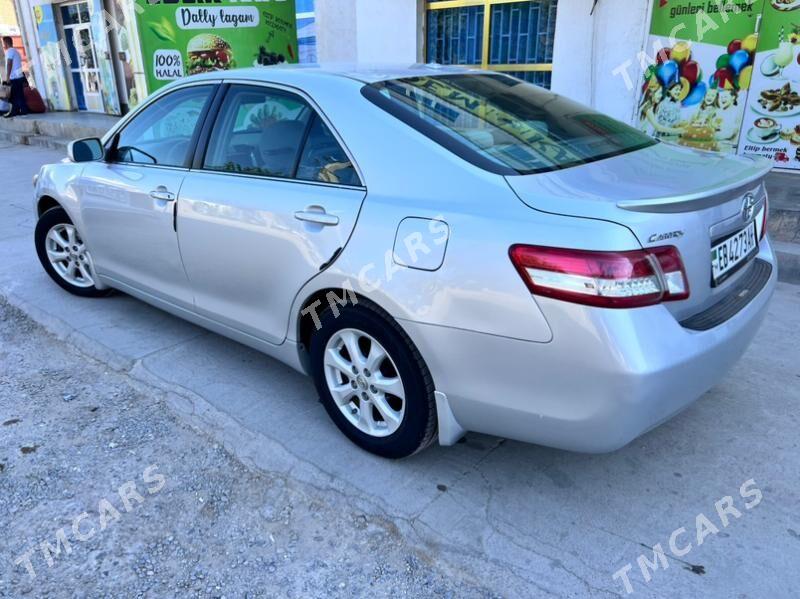 Toyota Camry 2010 - 210 000 TMT - Tejen - img 2