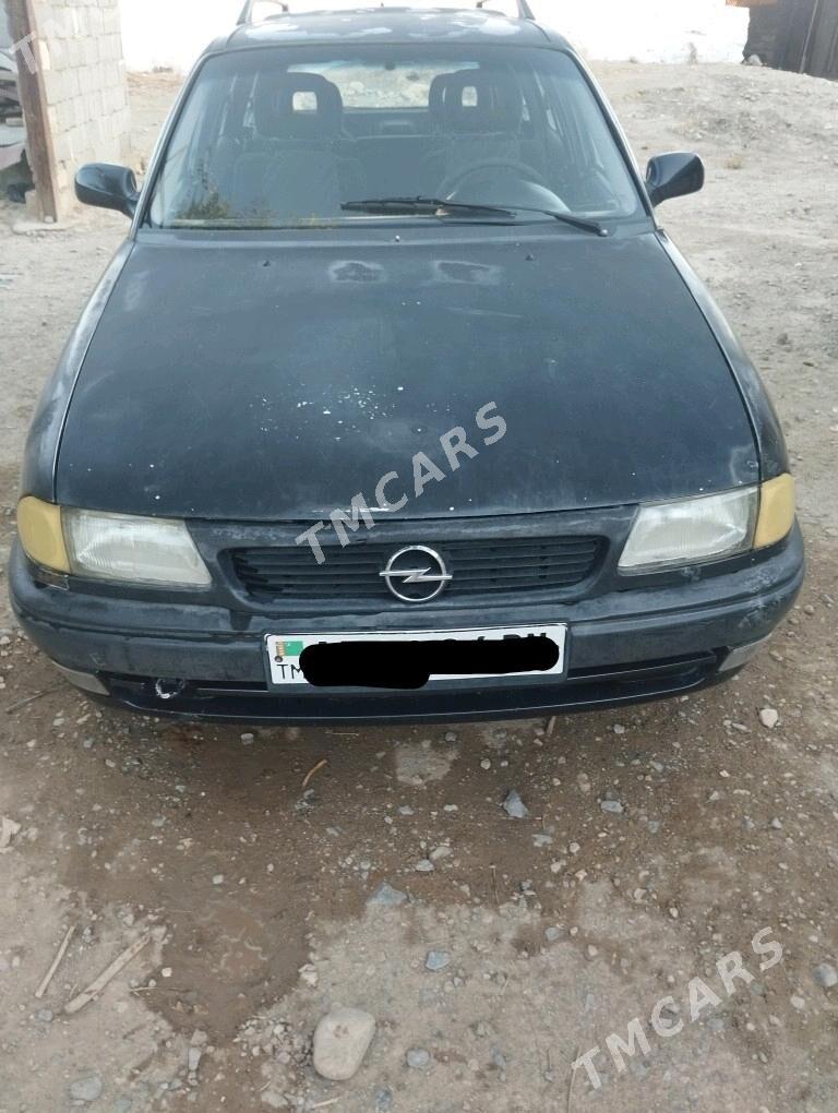 Opel Astra 1995 - 35 000 TMT - Gyzylarbat - img 2