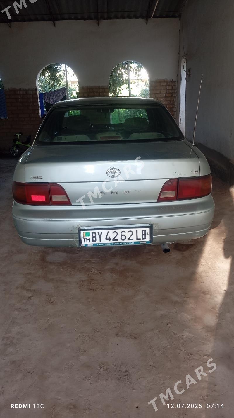 Toyota Camry 1996 - 55 000 TMT - Halaç - img 2
