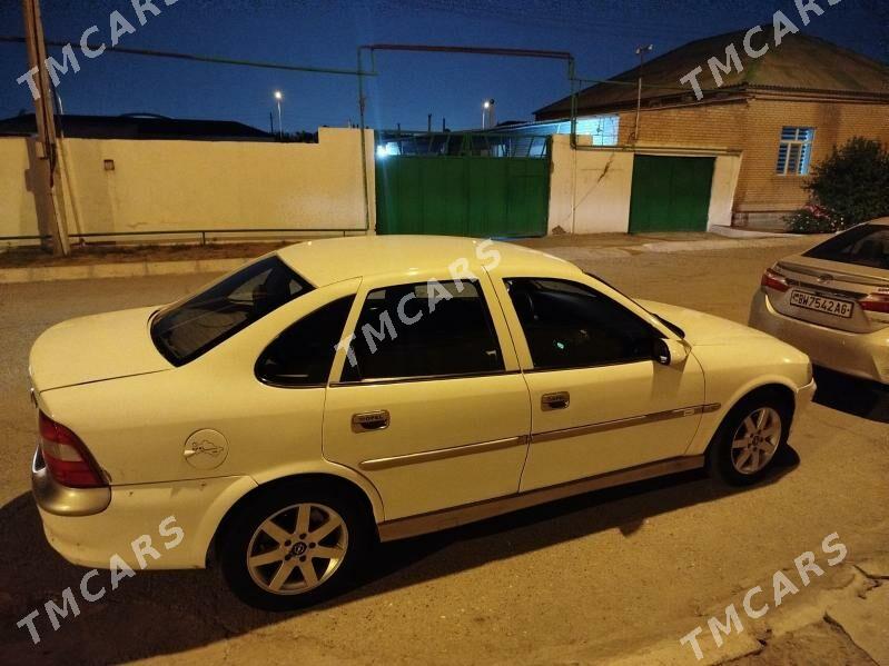 Opel Vectra 1998 - 46 000 TMT - Хитровка - img 2