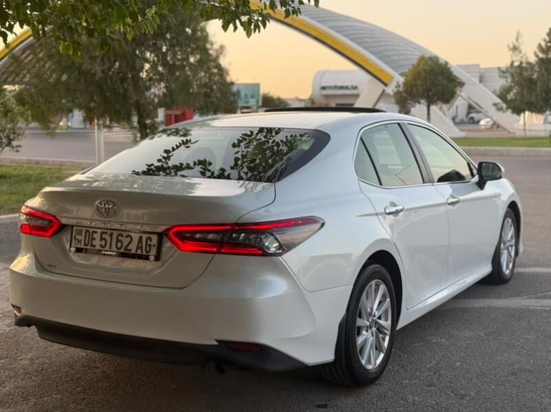 Toyota Camry 2023 - 340 000 TMT - Aşgabat - img 10