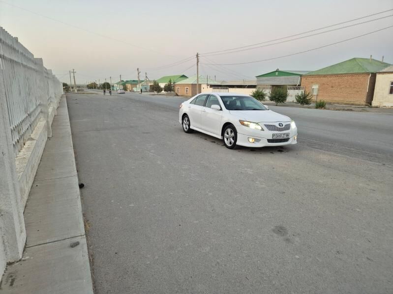 Toyota Camry 2010 - 190 000 TMT - Бузмеин ГРЭС - img 3