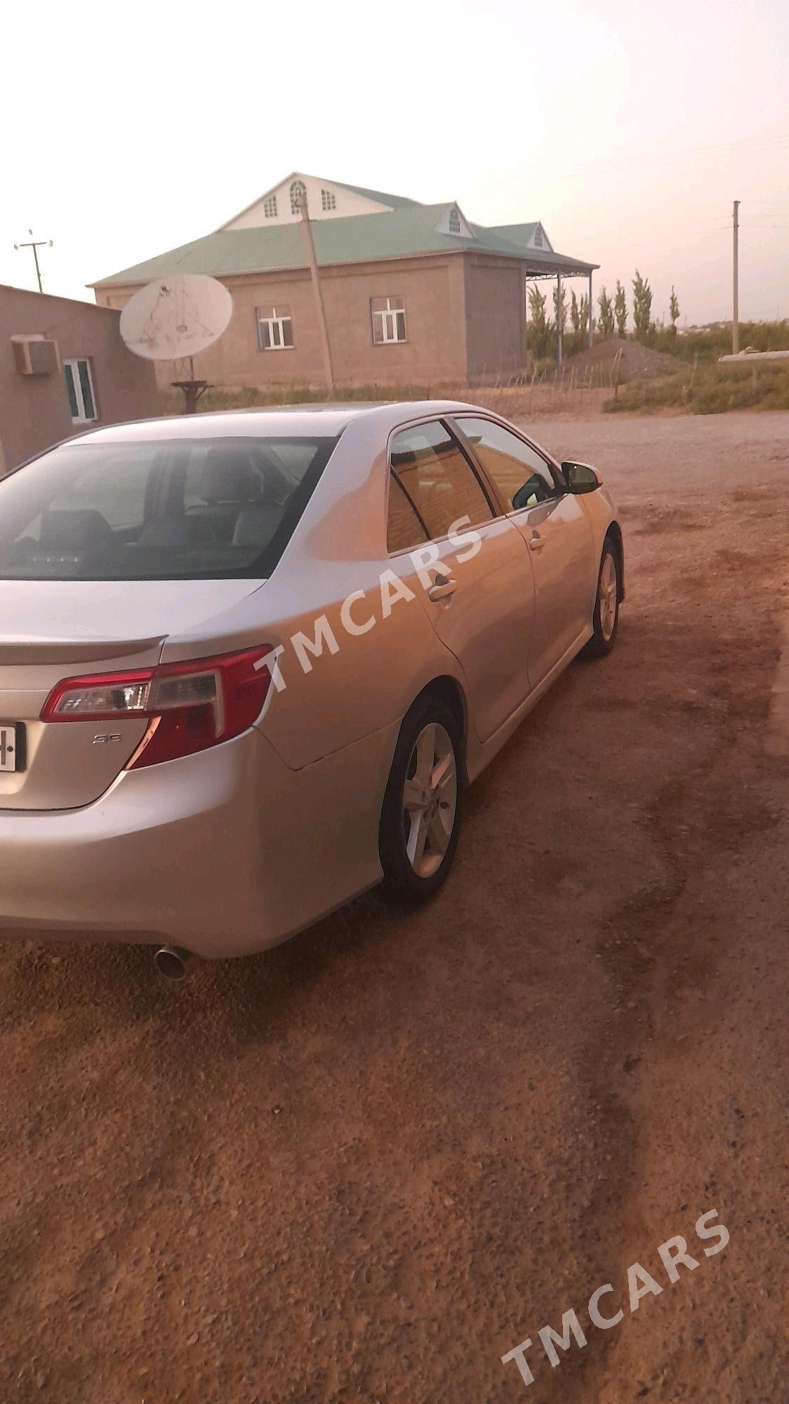Toyota Camry 2012 - 200 000 TMT - Tejen - img 3