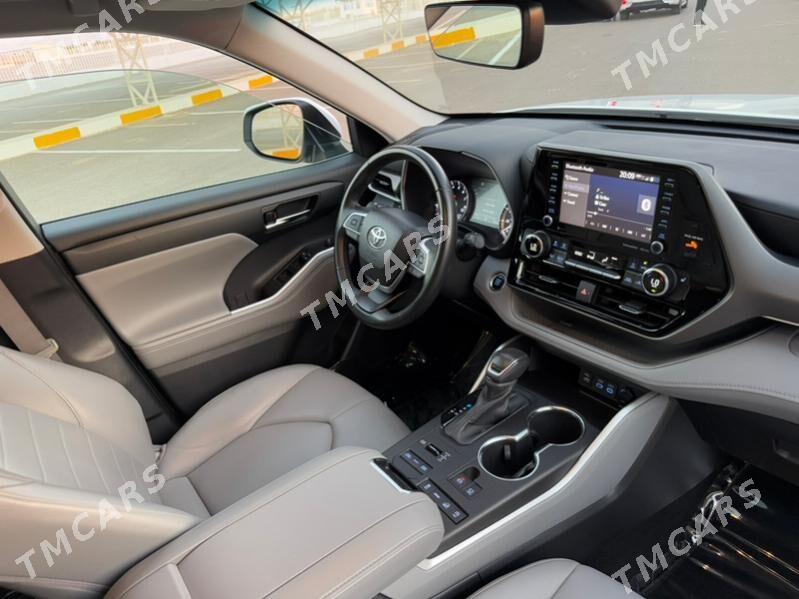 Toyota Highlander 2022 - 511 000 TMT - Ашхабад - img 10