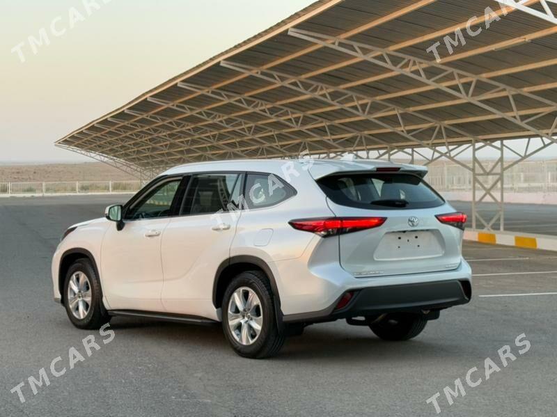 Toyota Highlander 2022 - 511 000 TMT - Ашхабад - img 5