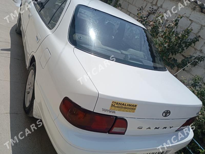 Toyota Camry 1995 - 70 000 TMT - Гызыларбат - img 10