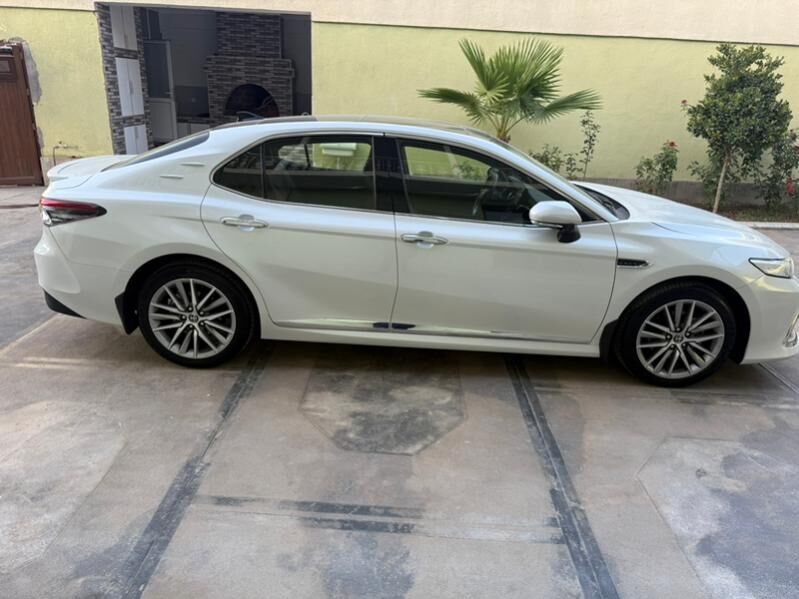 Toyota Camry 2023 - 695 800 TMT - Ашхабад - img 9
