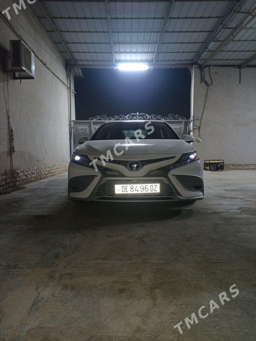 Toyota Camry 2021 - 240 000 TMT - Şabat etr. - img 6