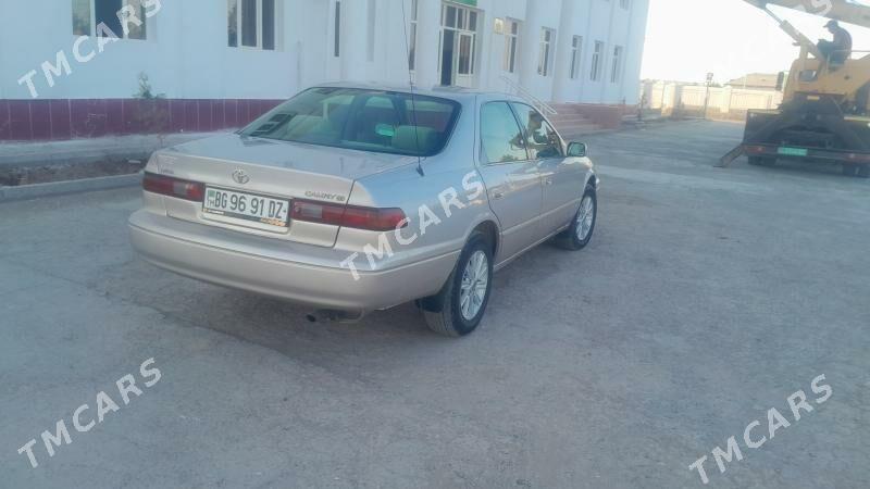 Toyota Camry 1998 - 130 000 TMT - Şabat etr. - img 2