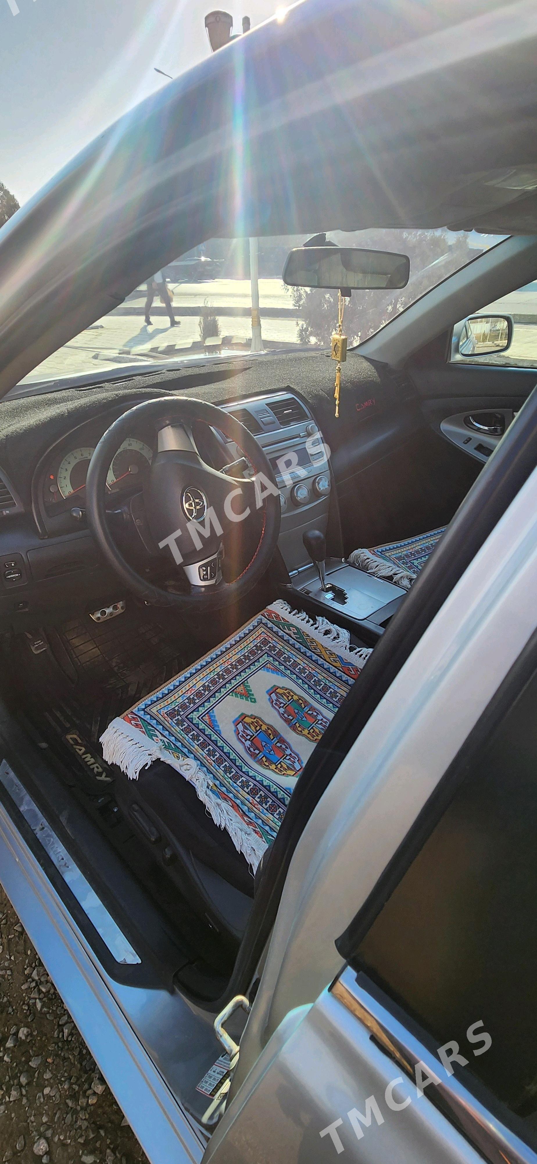 Toyota Camry 2010 - 168 000 TMT - Daşoguz - img 3