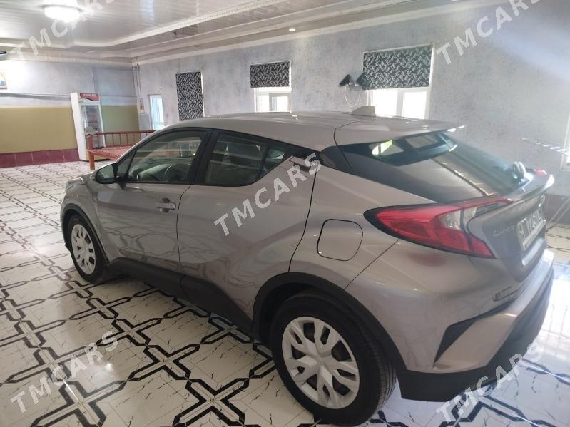 Toyota C-HR 2020 - 235 000 TMT - Türkmenabat - img 2