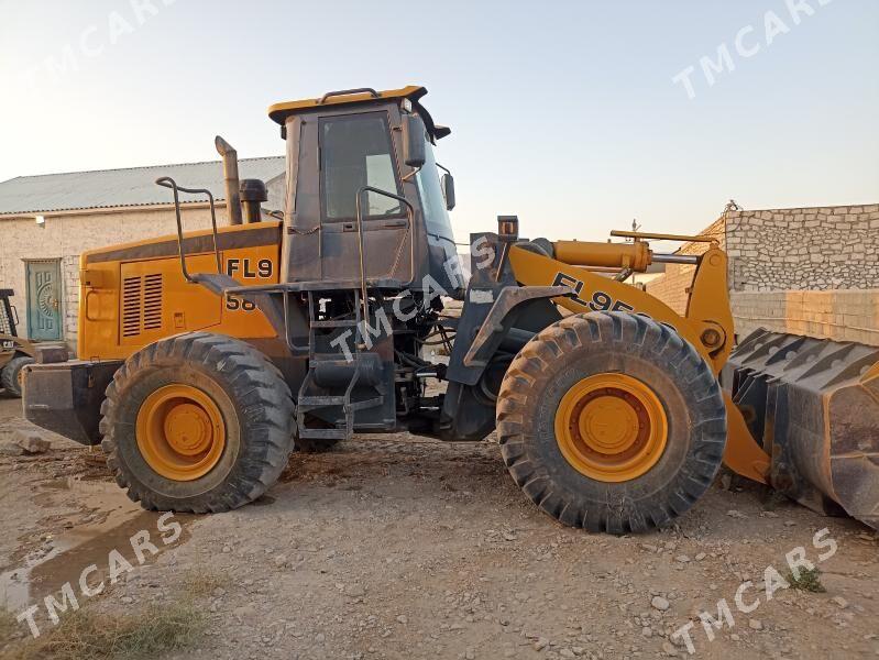 XCMG LW500F 2012 - 450 000 TMT - Балканабат - img 5