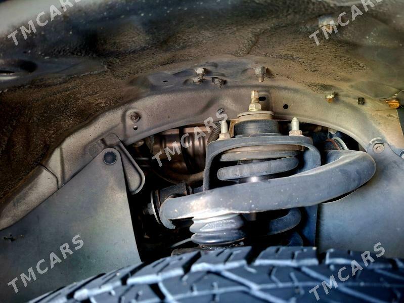 Toyota Land Cruiser Prado 2005 - 270 000 TMT - Гурбансолтан Едже - img 2