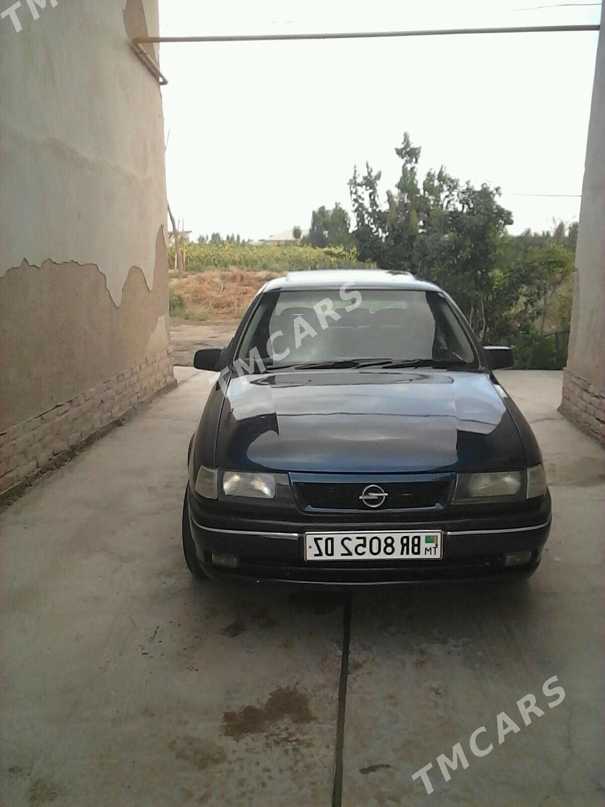 Opel Vectra 1992 - 35 000 TMT - Дашогуз - img 4