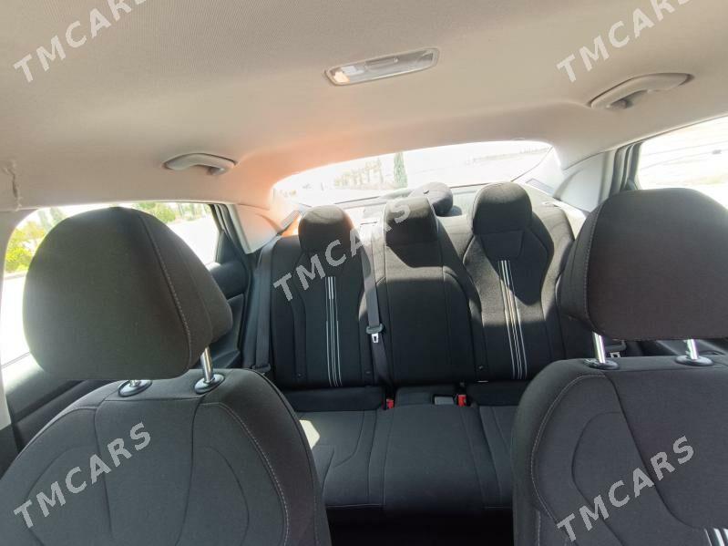 Hyundai Elantra 2022 - 215 000 TMT - Дашогуз - img 3