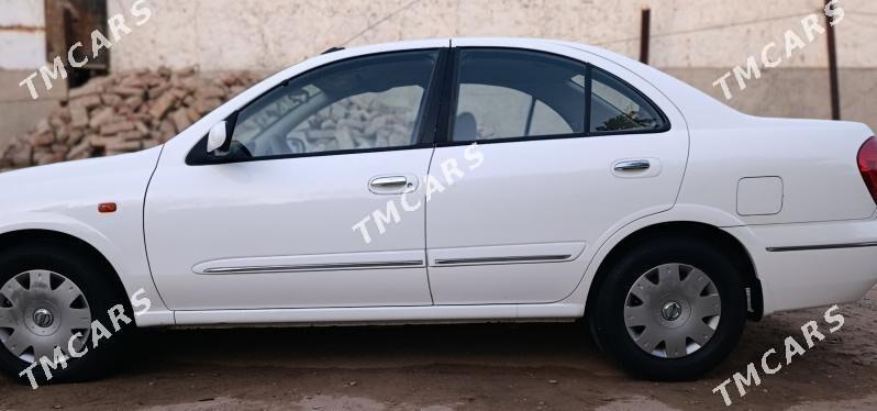 Nissan Sunny 2004 - 110 000 TMT - Анев - img 10