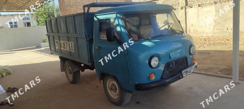 UAZ 452 1980 - 60 000 TMT - Керки - img 3