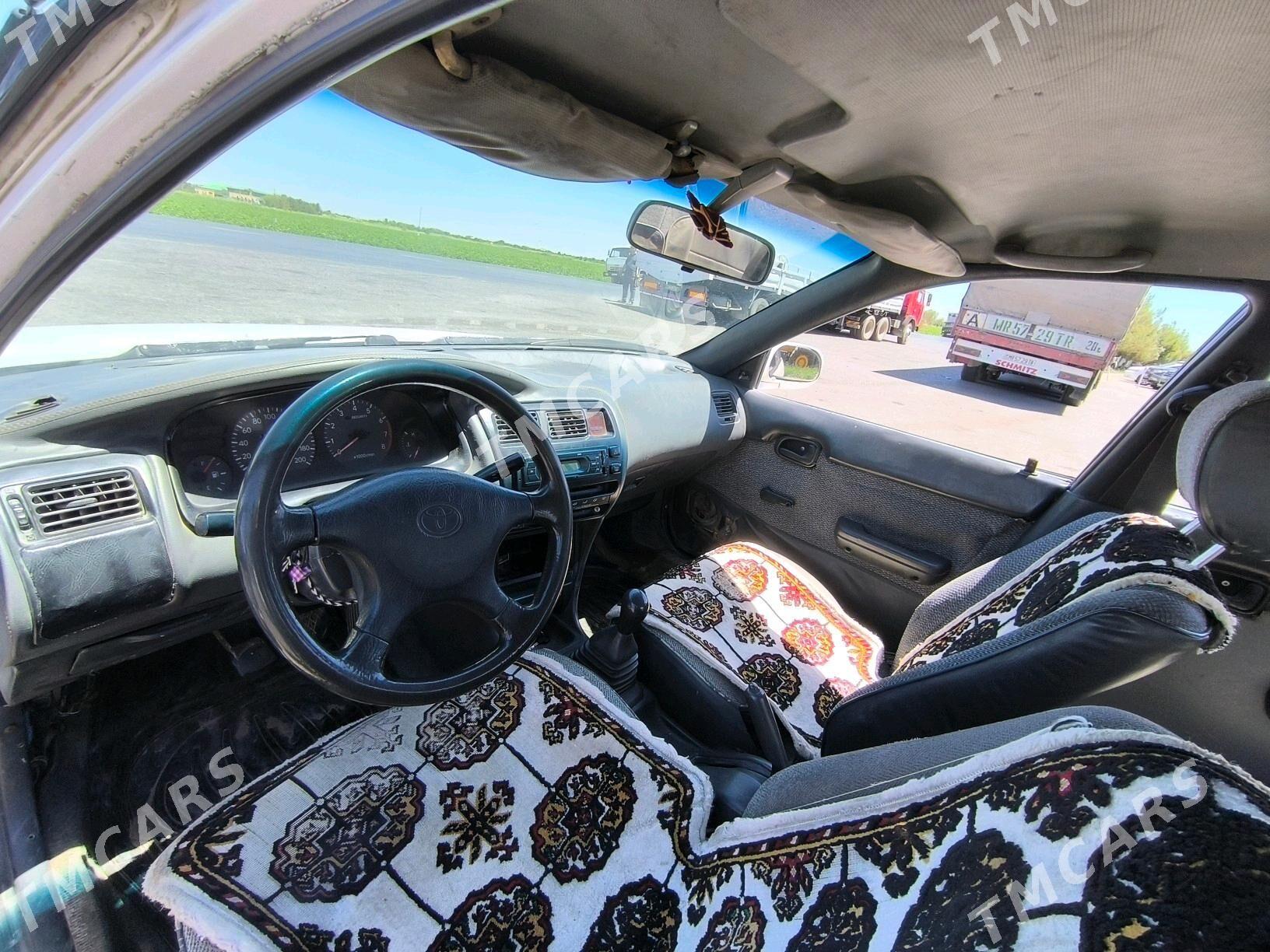 Toyota Corolla 1992 - 50 000 TMT - Türkmenabat - img 5