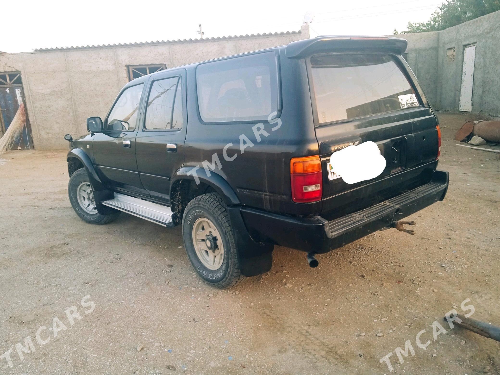 Toyota Hilux 1996 - 70 000 TMT - Esenguly - img 3