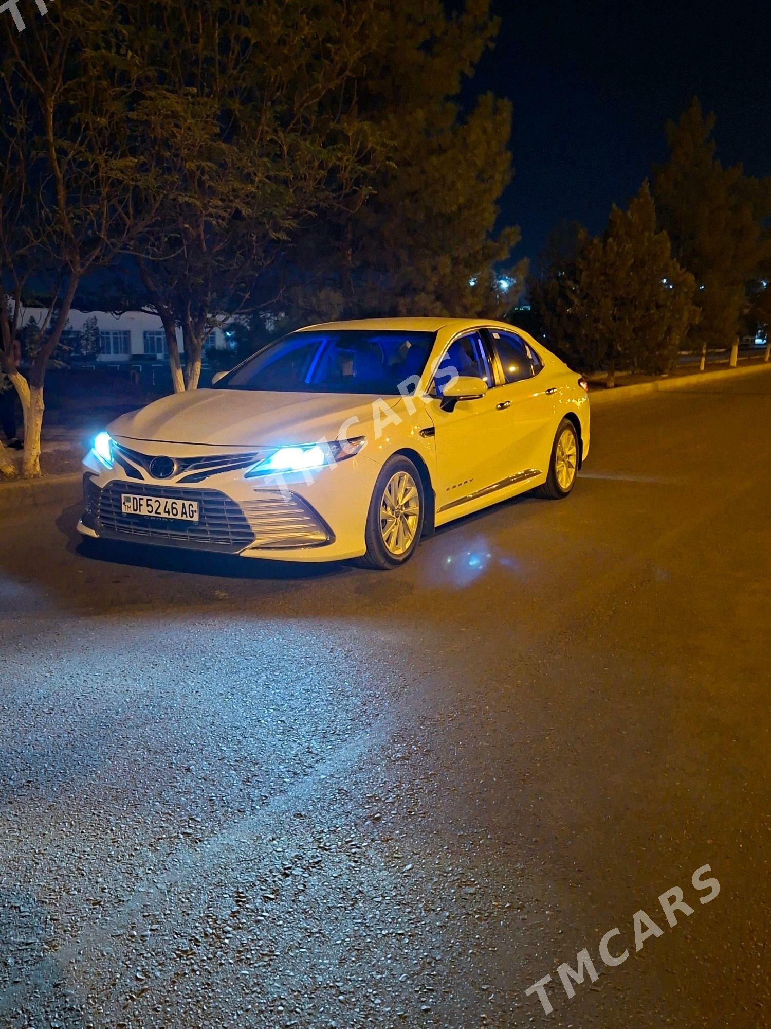 Toyota Camry 2022 - 270 000 TMT - Aşgabat - img 2