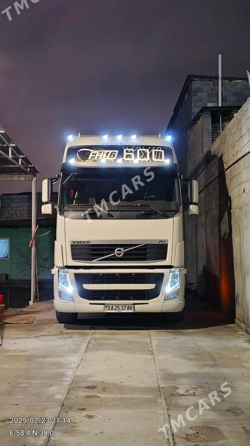 Volvo FH16 2005 - 960 000 TMT - Aşgabat - img 1