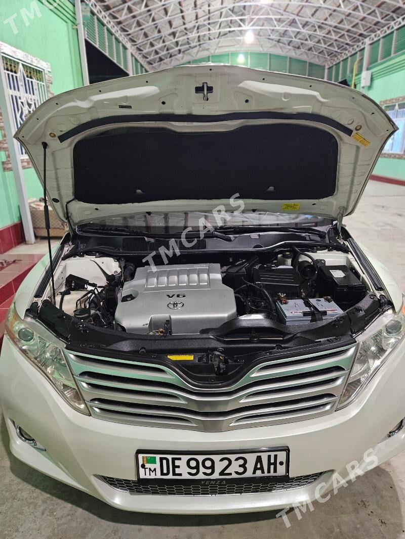 Toyota Venza 2009 - 245 000 TMT - Bäherden - img 9