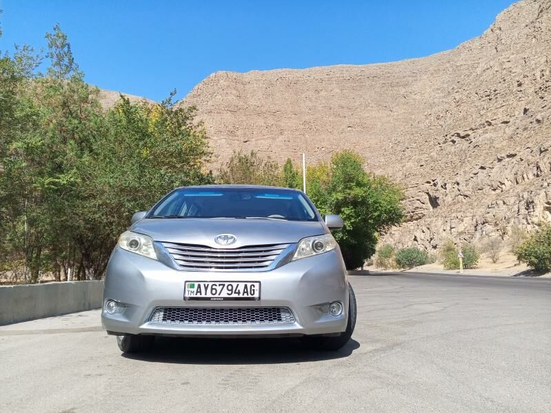 Toyota Sienna 2011 - 285 000 TMT - Ашхабад - img 10