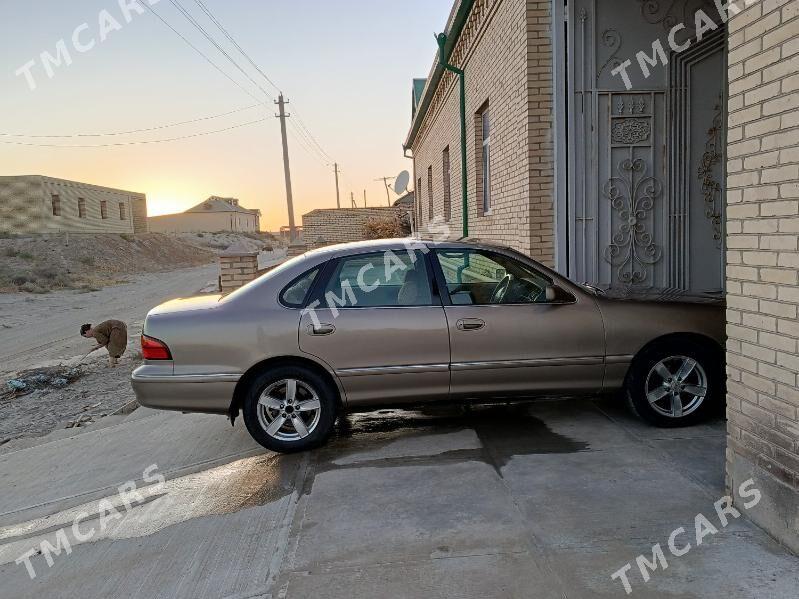 Toyota Avalon 1999 - 105 000 TMT - Халач - img 3