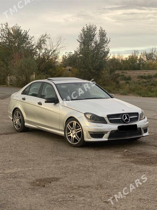 Mercedes-Benz C300 2010 - 210 000 TMT - Türkmenabat - img 3