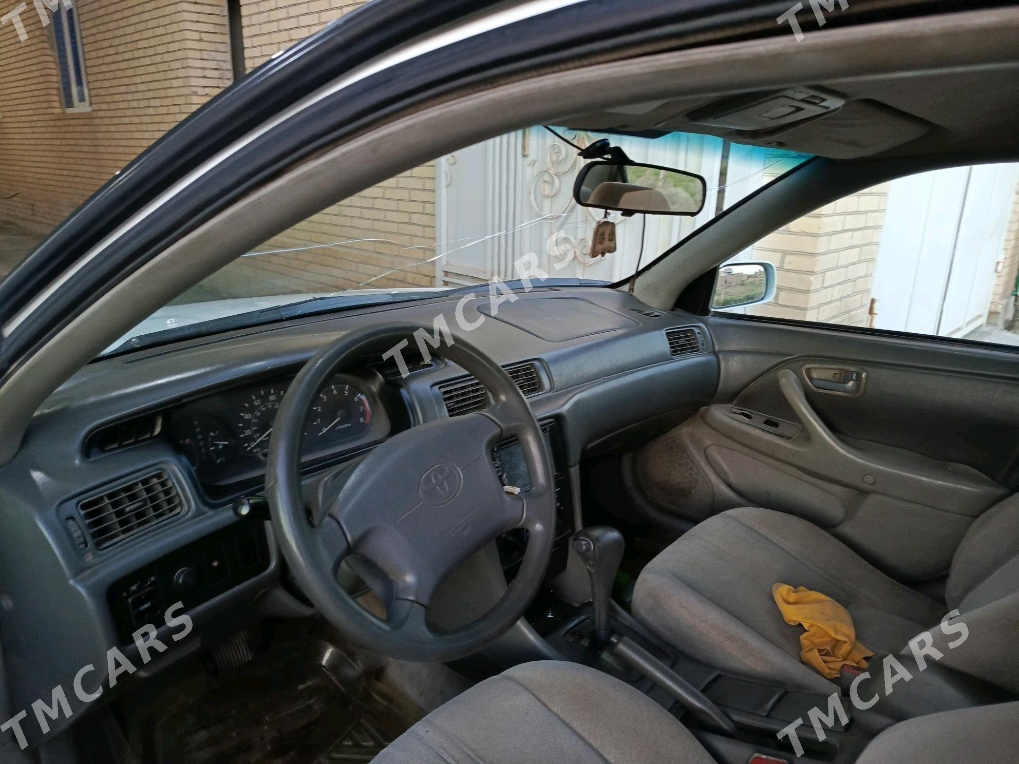 Toyota Camry 1998 - 96 000 TMT - Halaç - img 6